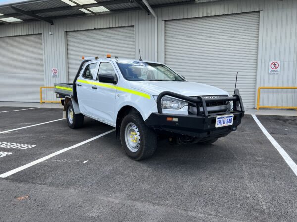 2021 Isuzu DMAX Tray Back Ute - 1HIU840