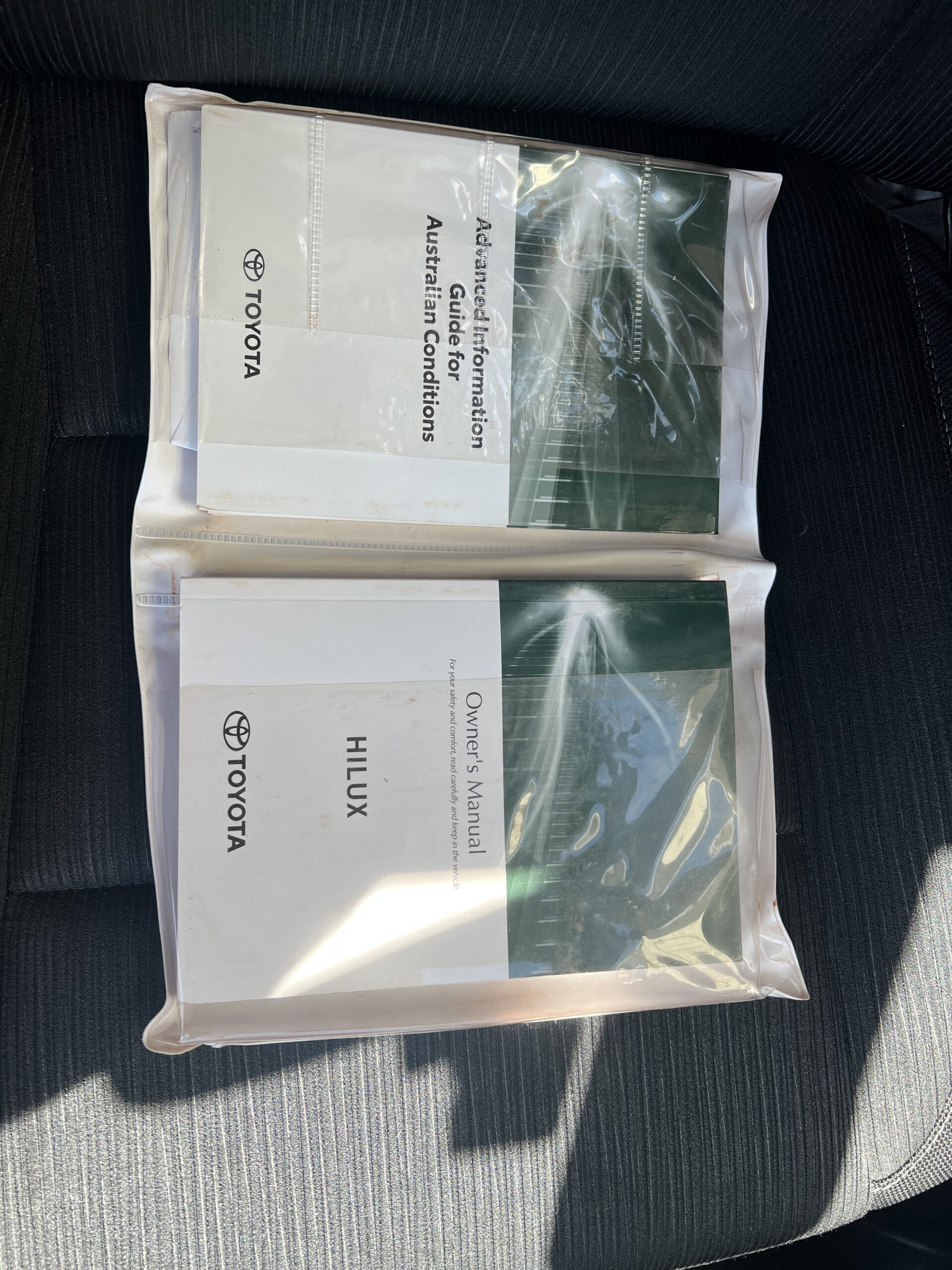 2022 Toyota Hilux Tray Back Ute - 1HOY072 - Image 23