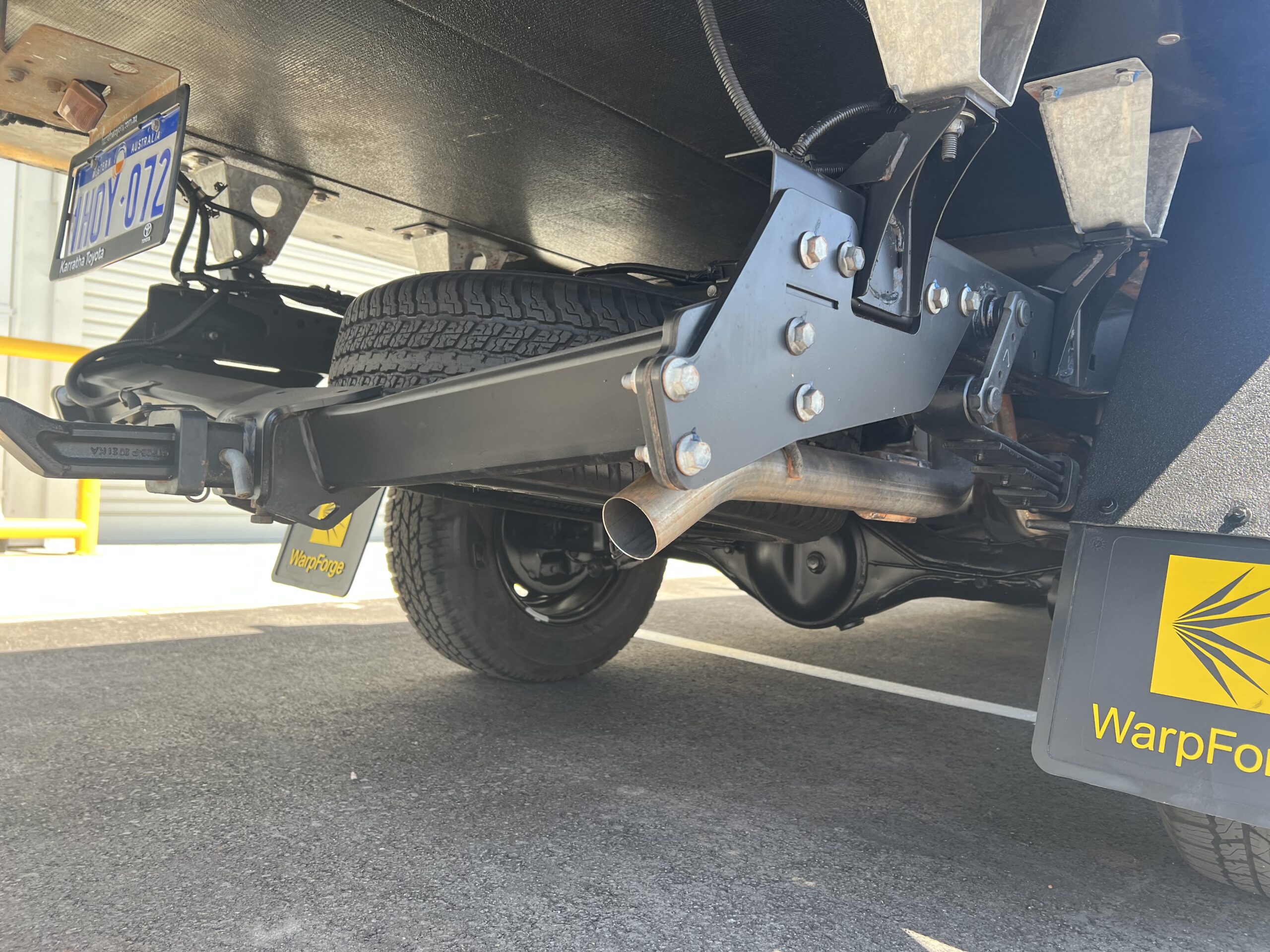 2022 Toyota Hilux Tray Back Ute - 1HOY072 - Image 12