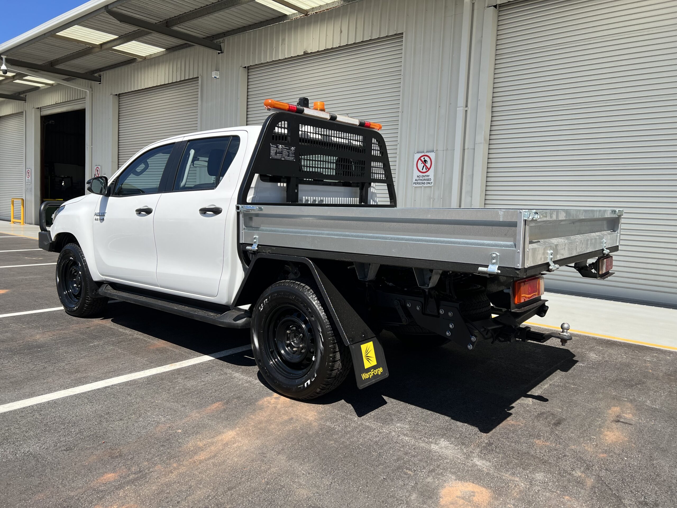 2022 Toyota Hilux Tray Back Ute - 1HOY072 - Image 5
