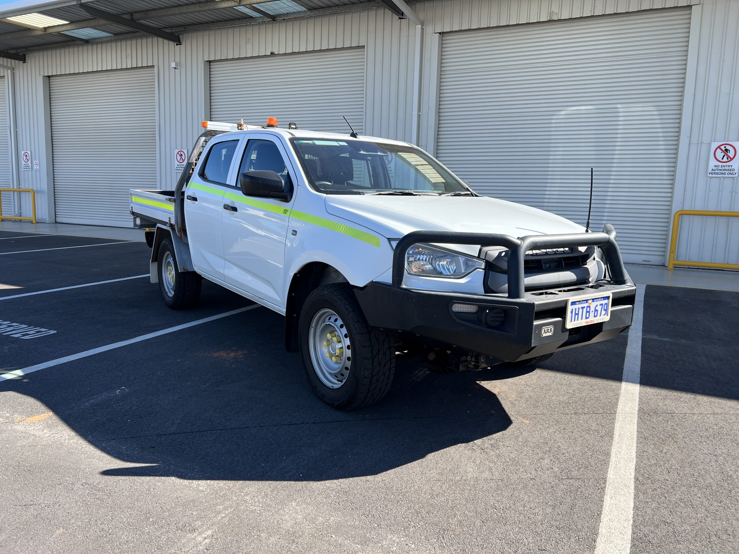 2022 Isuzu D-Max 4WD Dual Cab Tray Back - 1HTB679