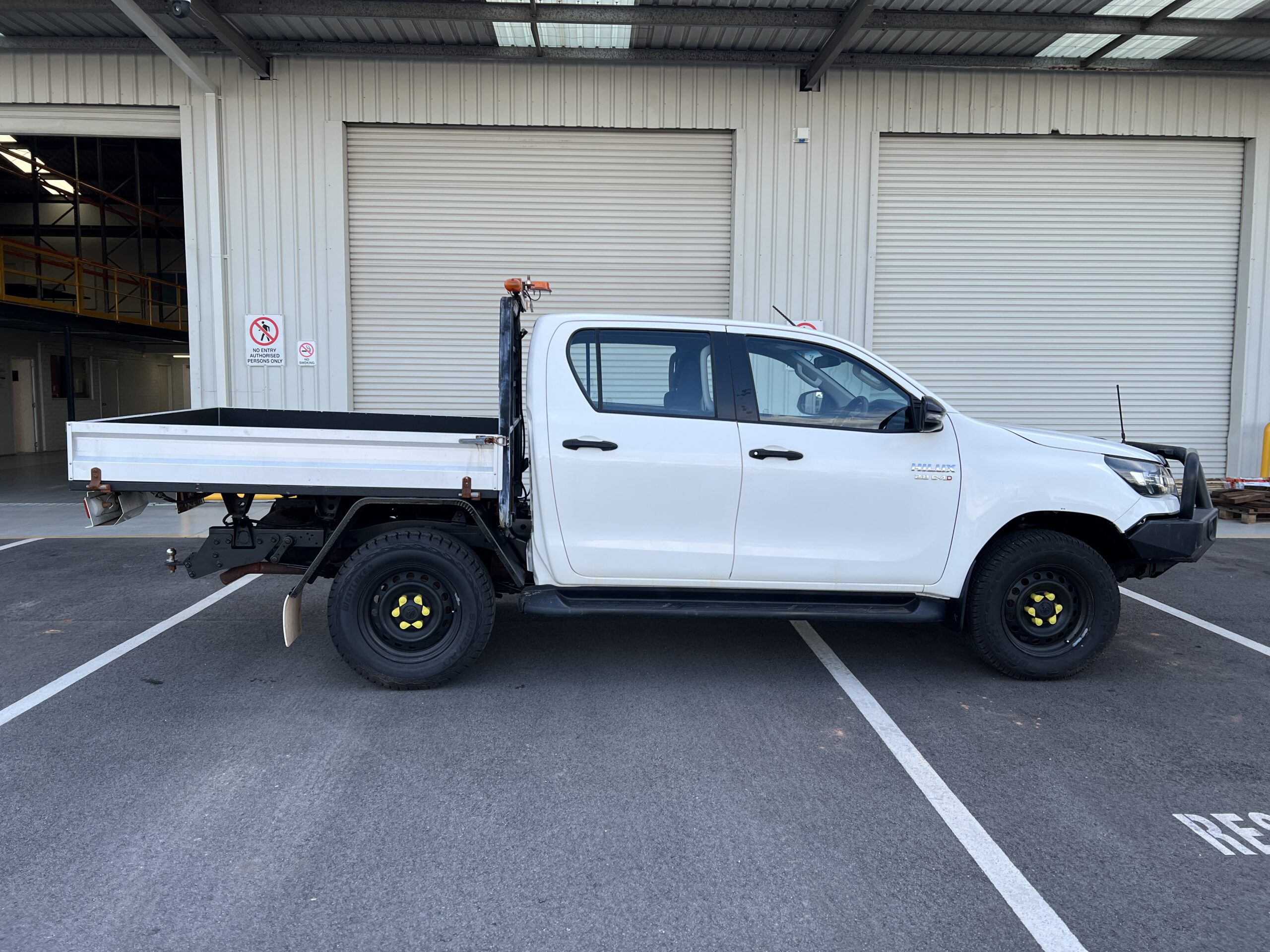 2020 Toyota Hilux Dual Cab Tray - 1HGD385 - Image 4