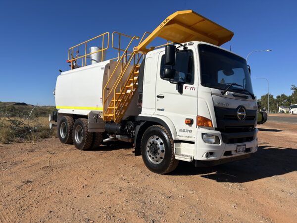 2019 Water Cart- 1GWS483