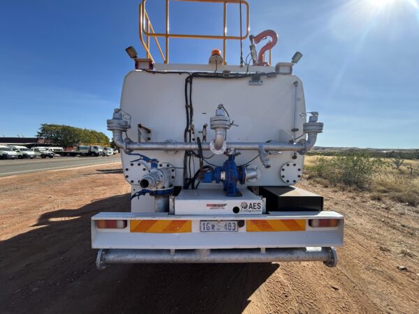 2019 Water Cart- 1GWS483 - Image 7