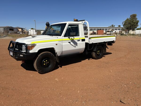 2018 Landcruiser 70s Single Cab Tray Ute- 1GOF089 - Image 4