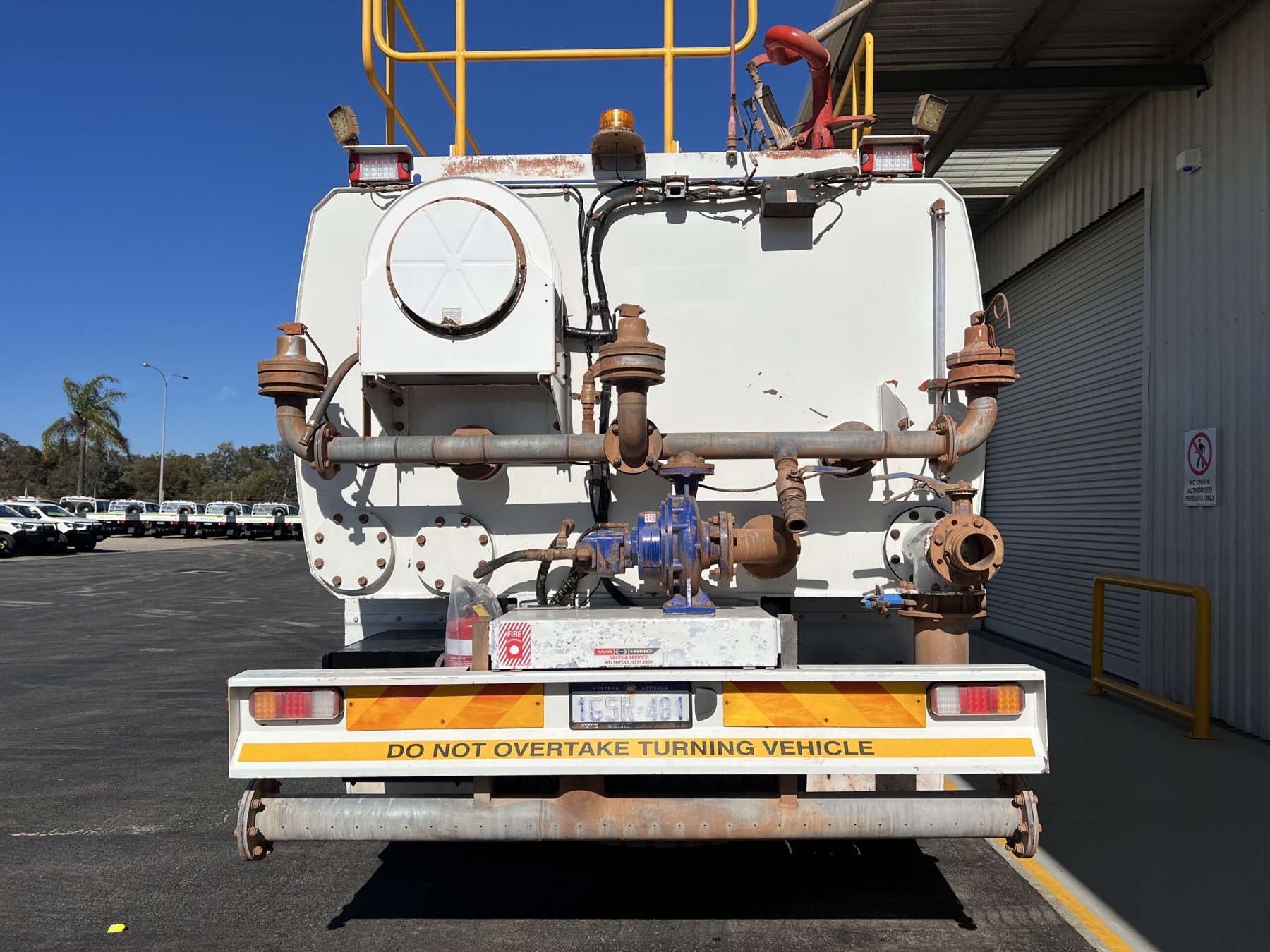 2019 Water Cart- 1GSR481 - Image 5