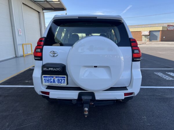 2020 Toyota Landcruiser Prado - 1HGA827 - Image 10