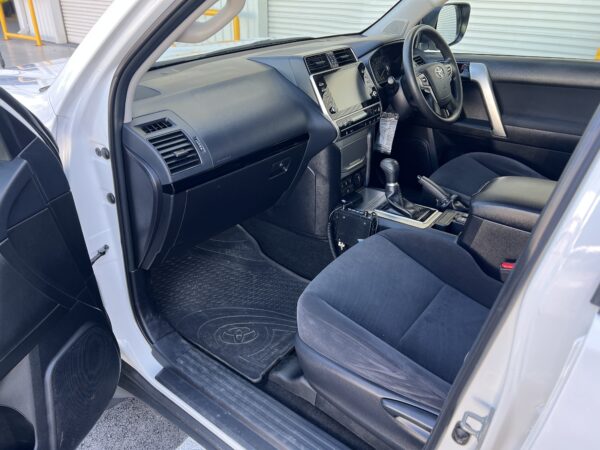 2020 Toyota Landcruiser Prado - 1HGA827 - Image 15