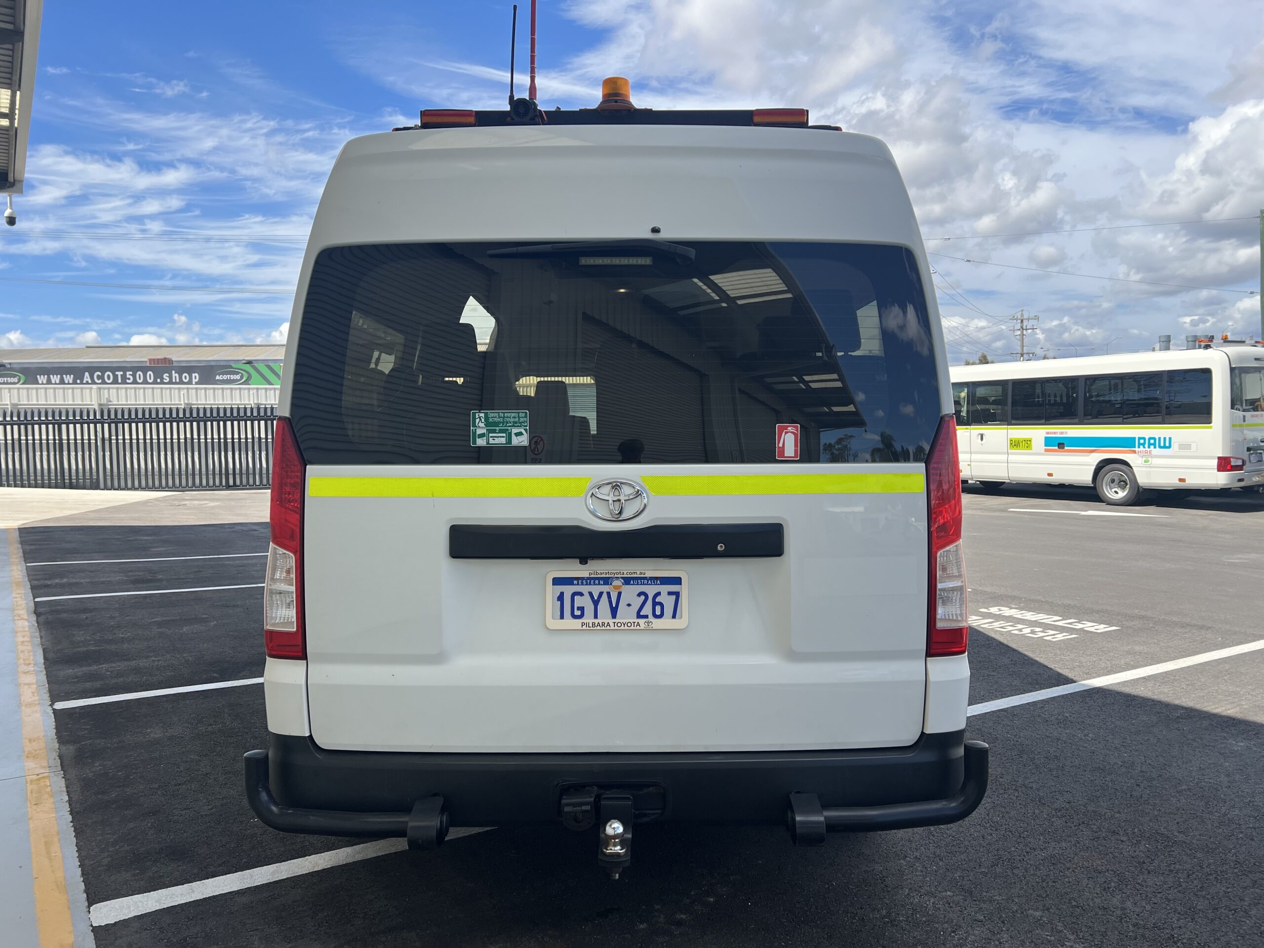 2020 12 Seat Toyota Commuter - 1GYV267 - Image 7