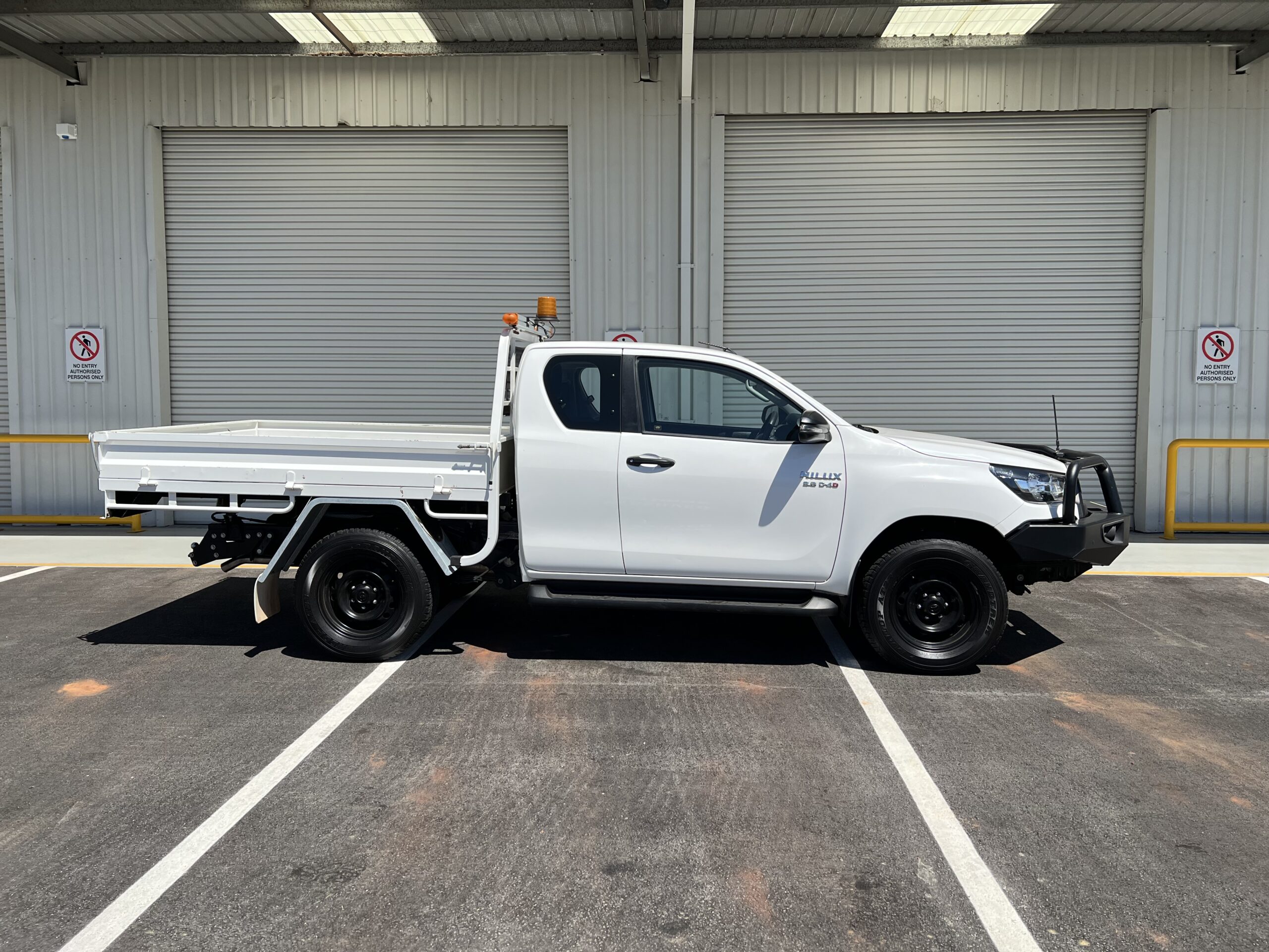 2021 Toyota Hilux Extra Cab - 1HKV842 - Image 8