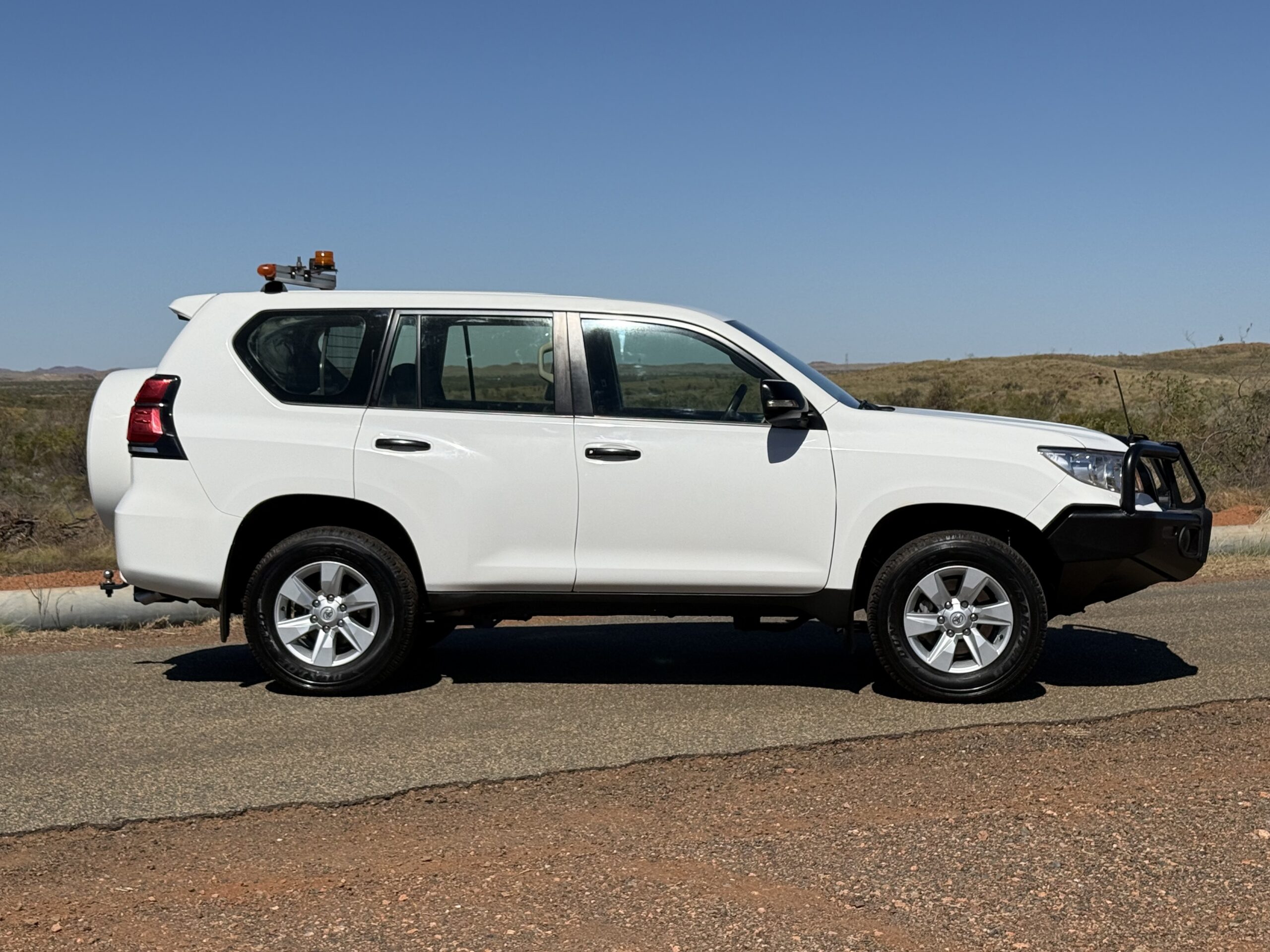 2021 Toyota Landcruiser Prado - 1HIB524 - Image 4