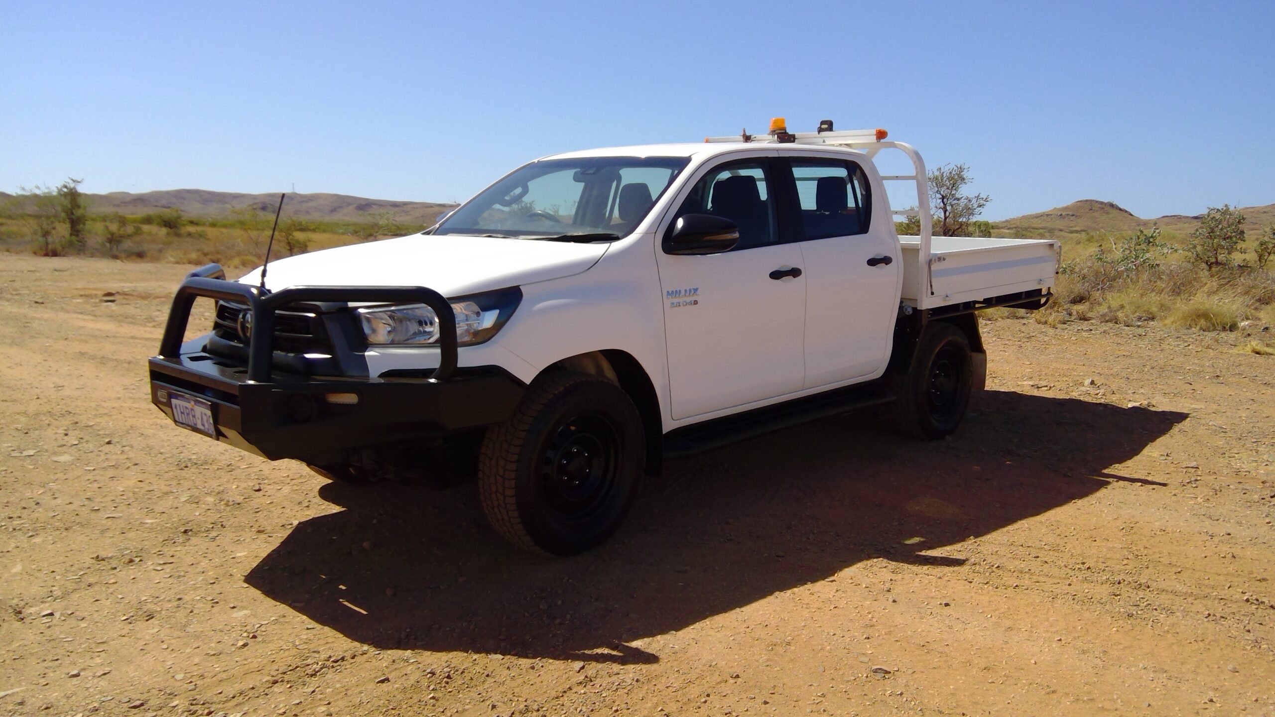2022 Toyota Hilux Tray Back Ute - 1HRB436 - Image 2