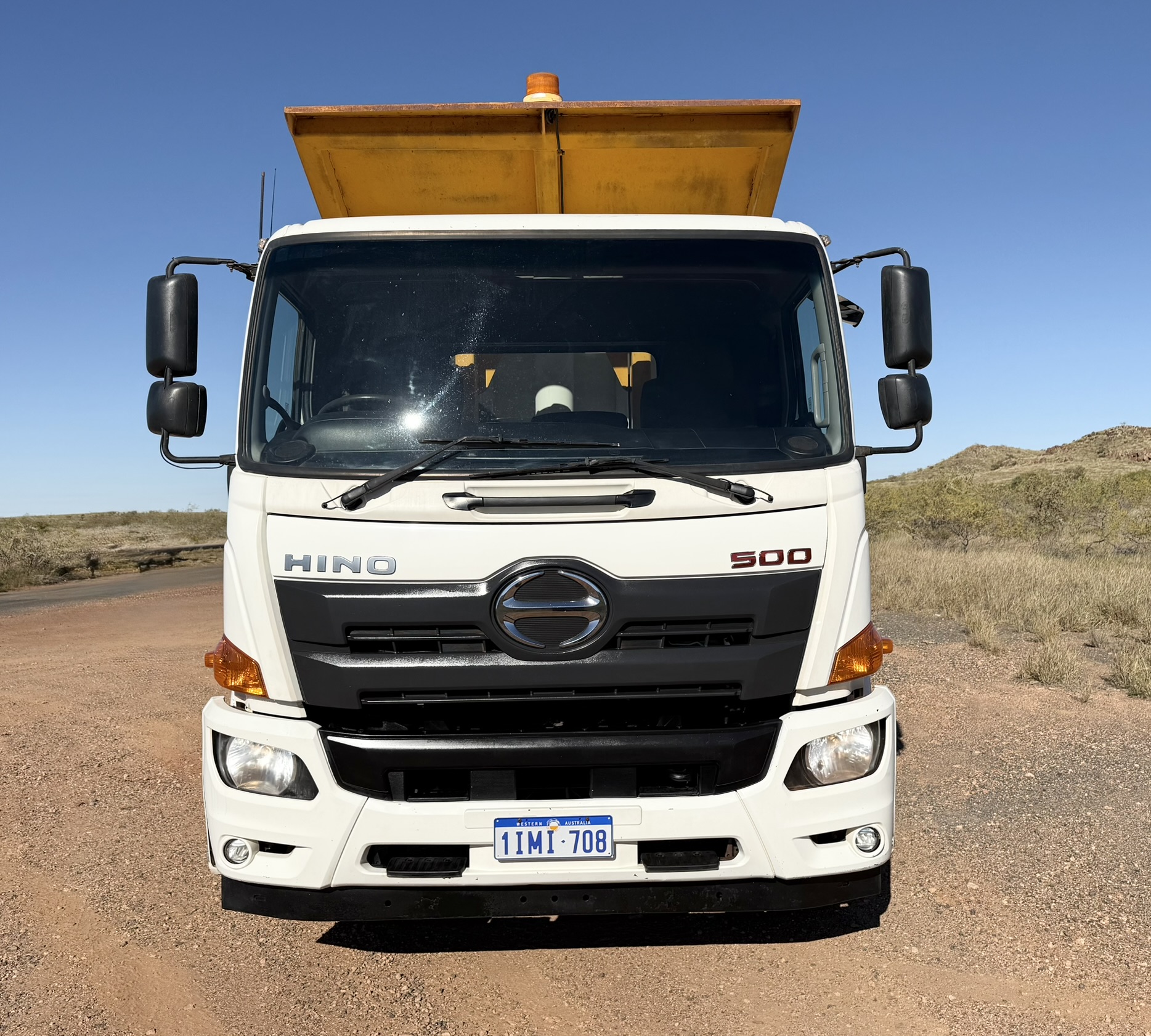 2017 12T Tipper Truck - 1IMI708 - Image 2