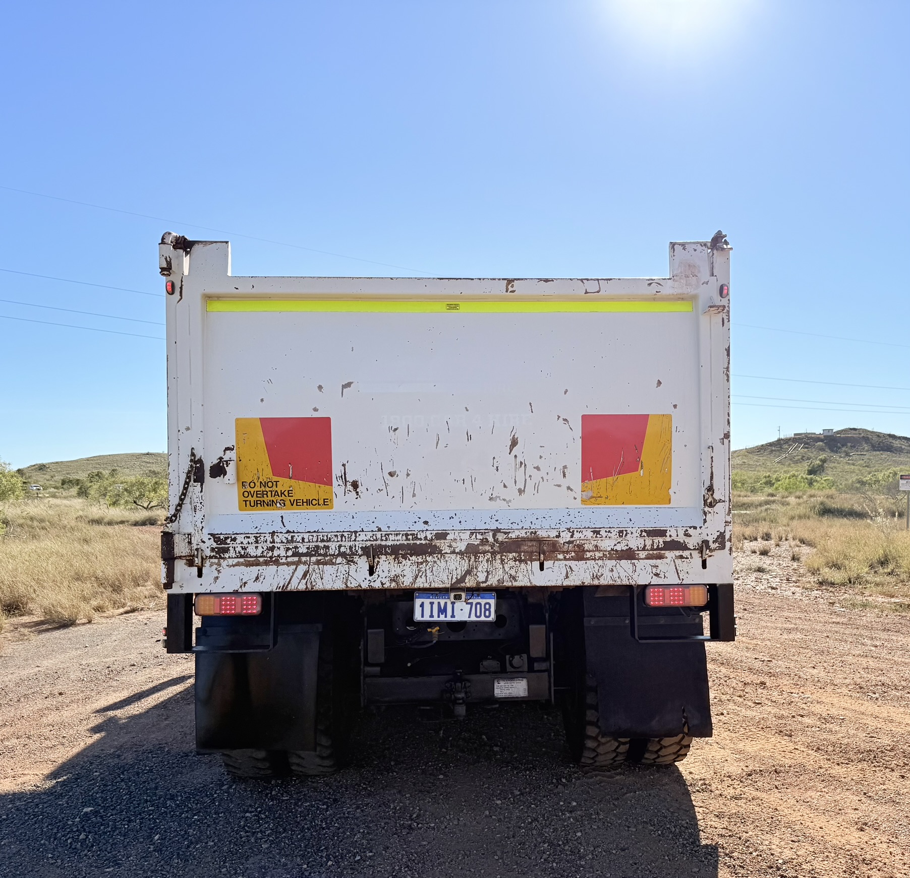 2017 12T Tipper Truck - 1IMI708 - Image 4