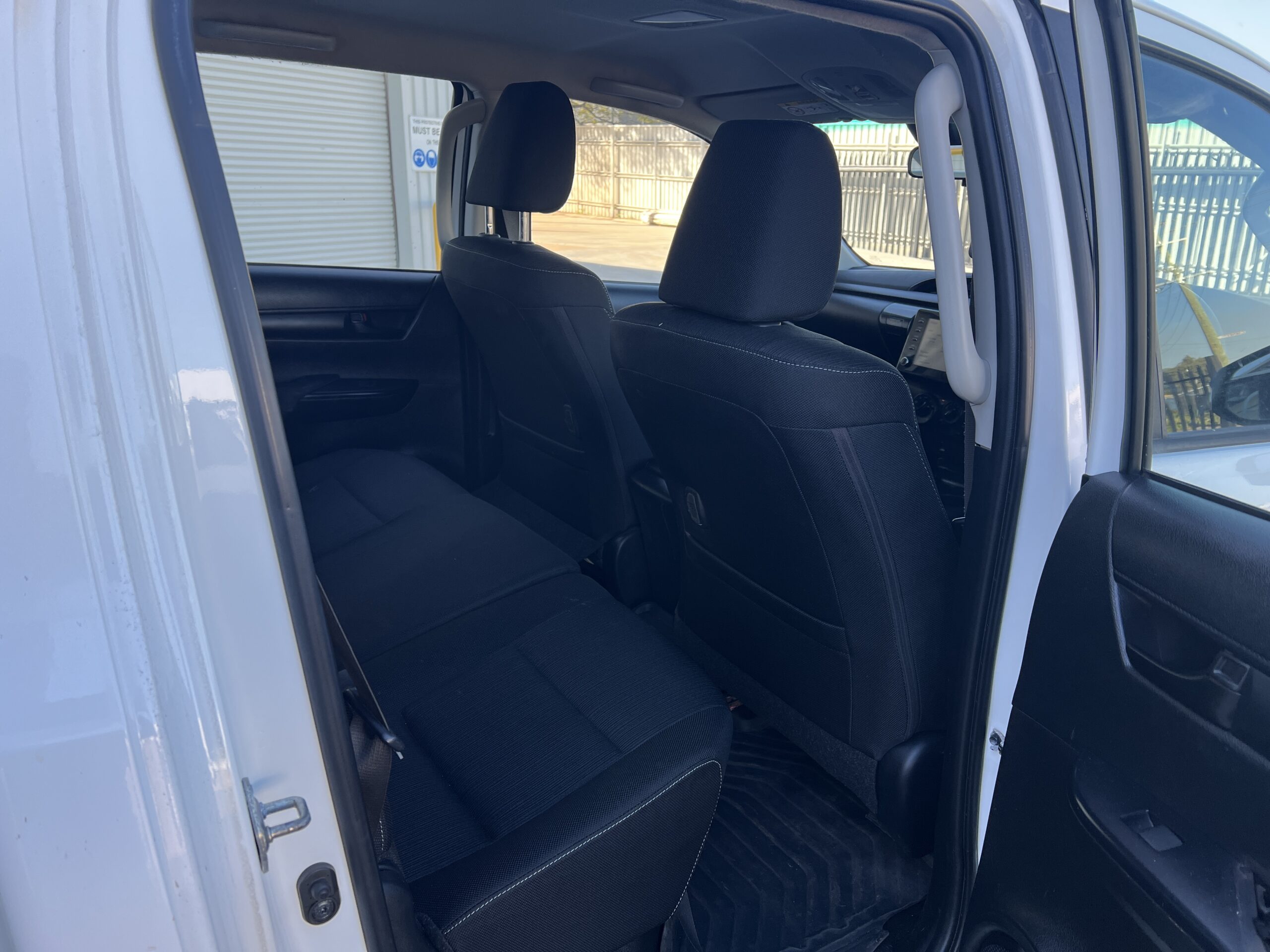 2022 Toyota Hilux Dual Cab Tray – 1HPR156 image 13