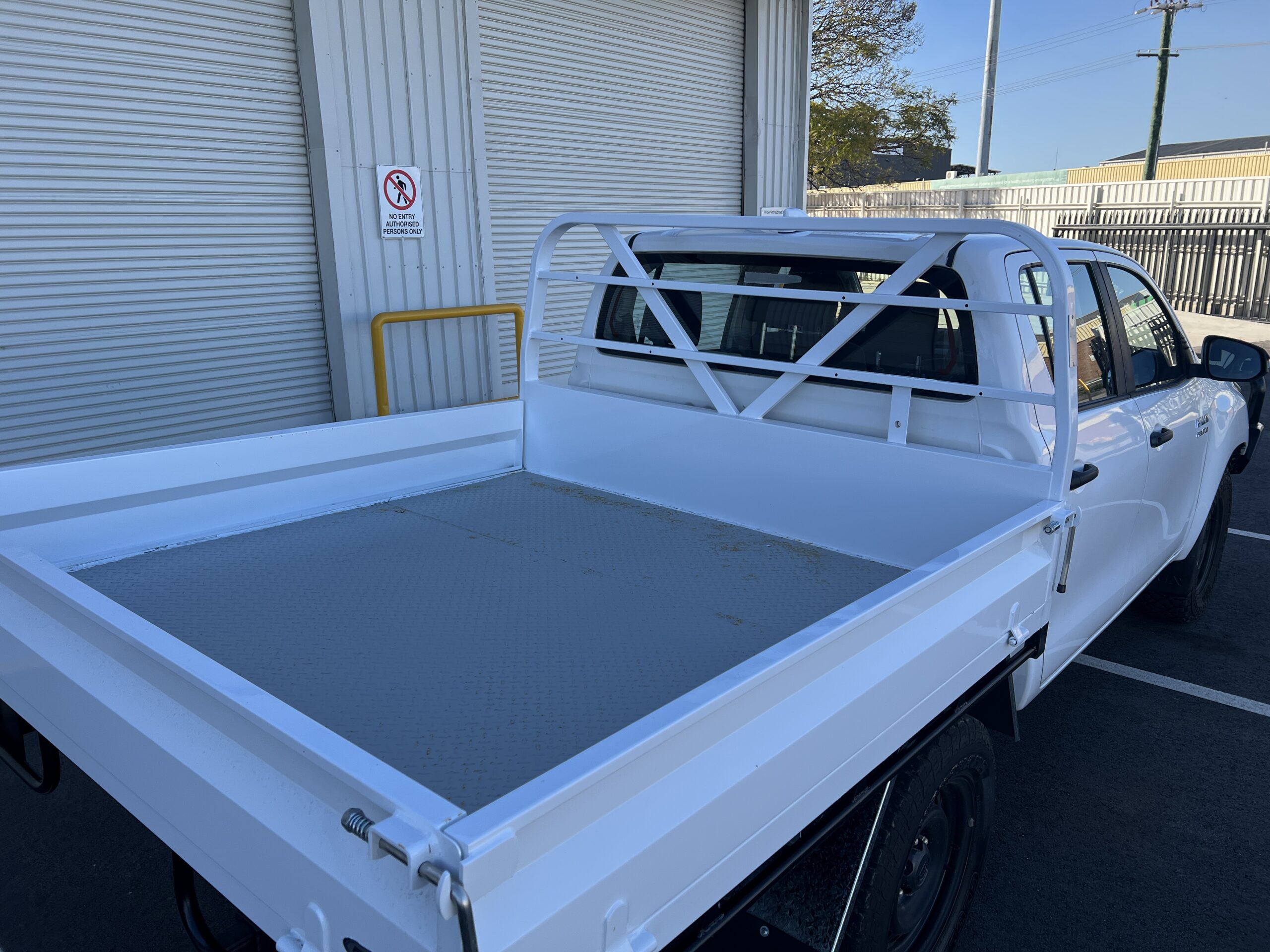 2022 Toyota Hilux Dual Cab Tray – 1HPR156 image 11