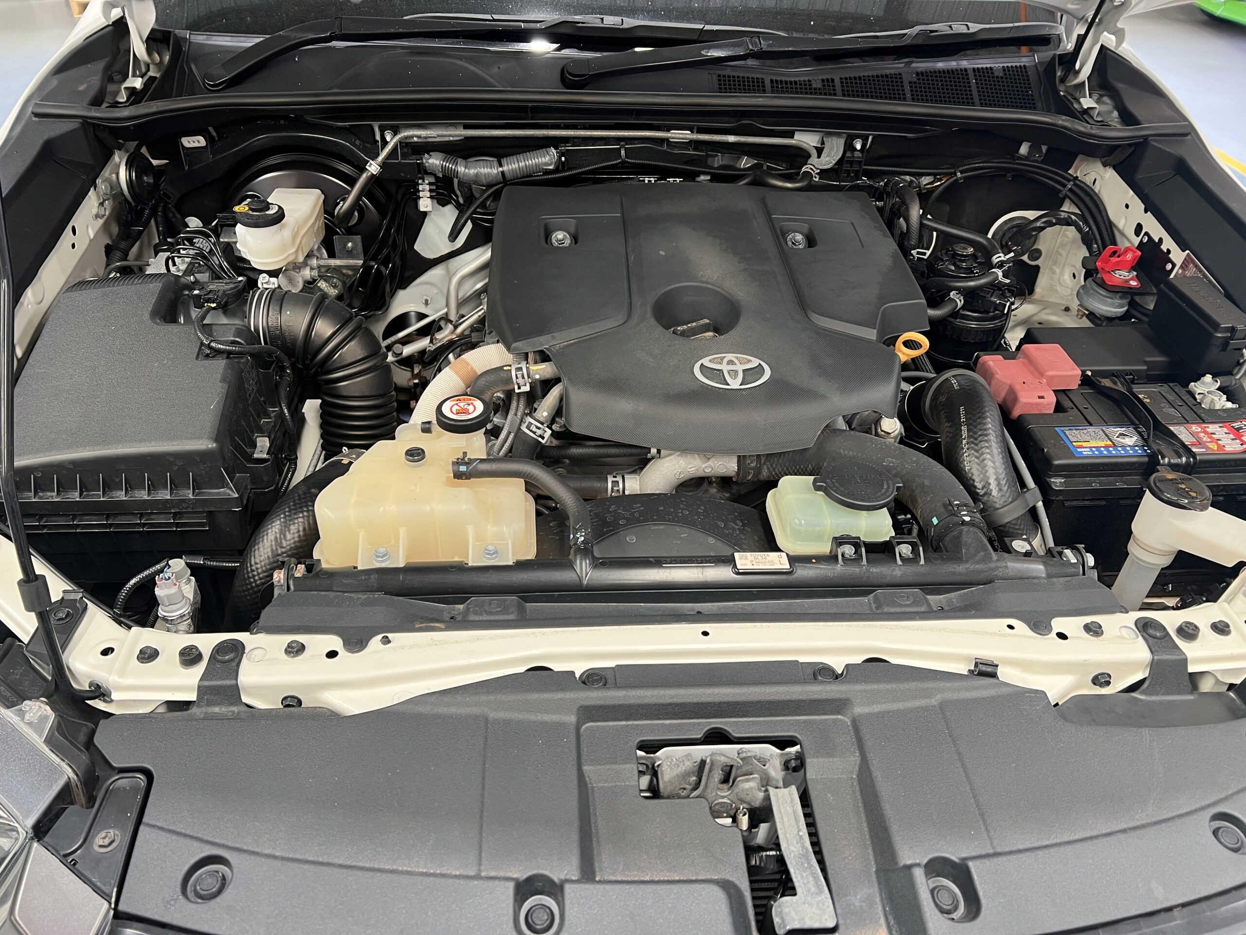 2022 Toyota Hilux Dual Cab Tray – 1HPQ850 image 12