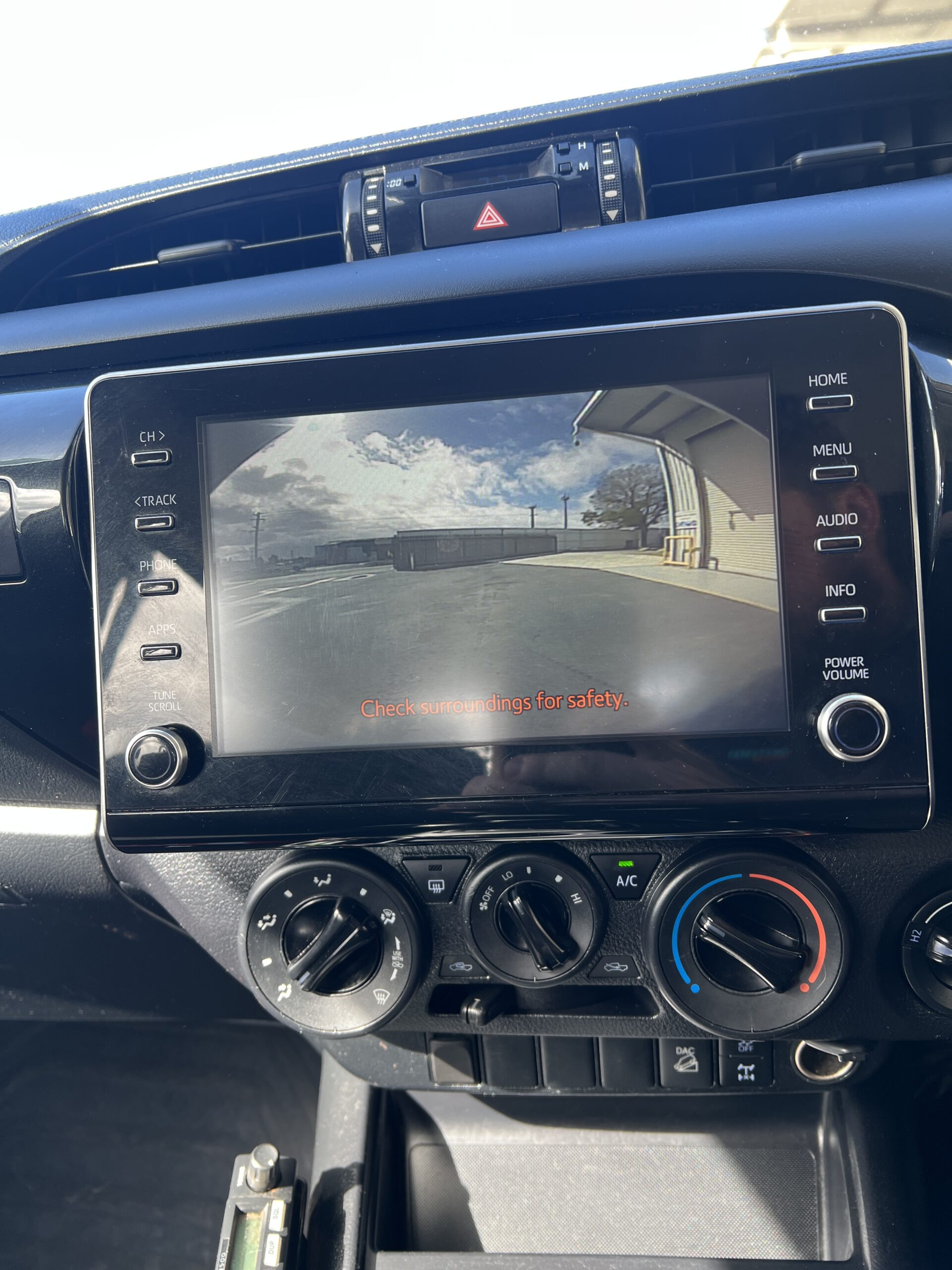 2022 Toyota Hilux Dual Cab Tray – 1HPQ850 image 14